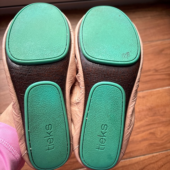 Tieks Blush patent - Picture 2 of 6